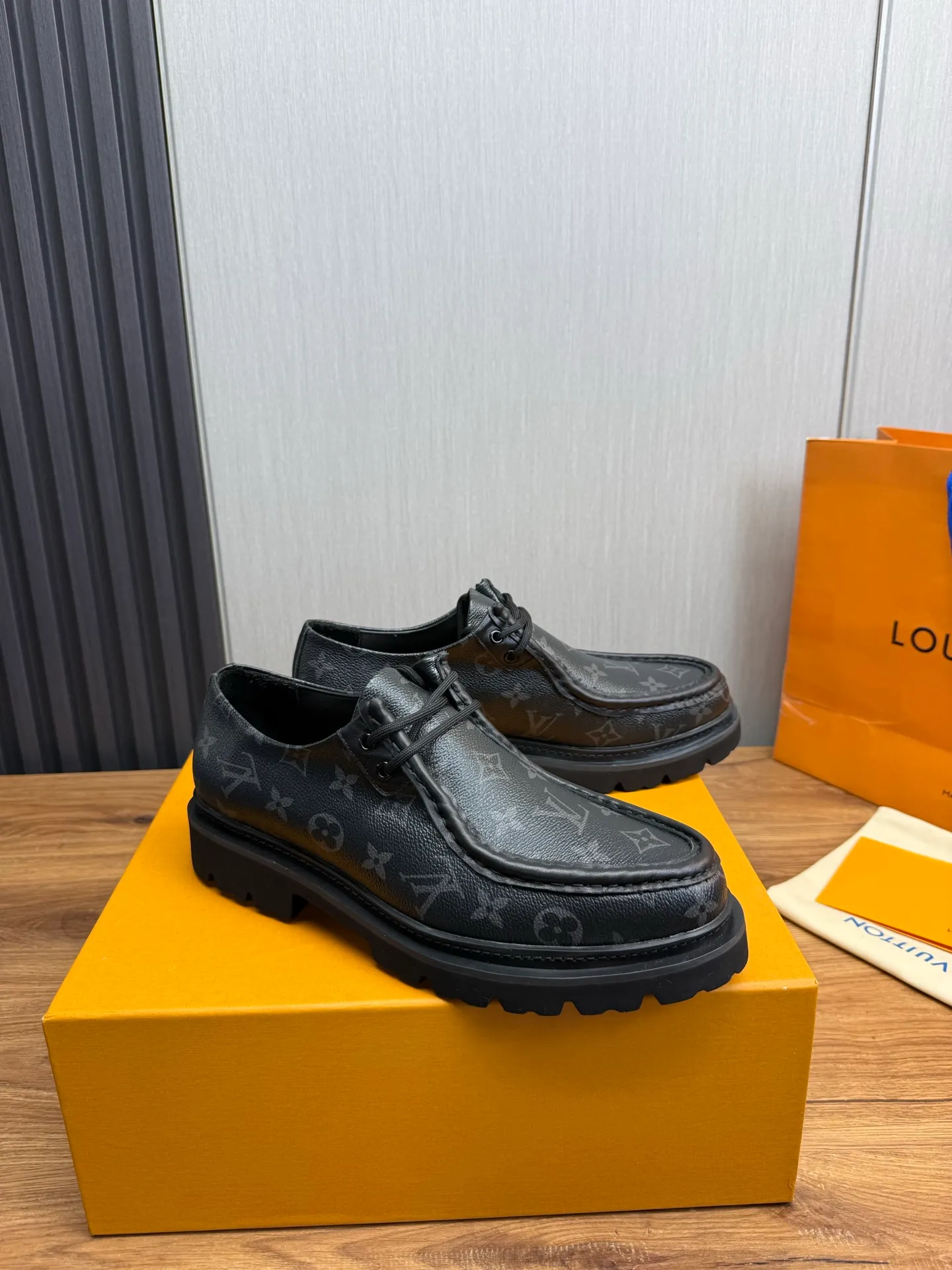 Factory 680💰 LV. Men's business casual leather shoes, all made of imported original brand leather, just to create a more comfortable wearing experience, original non-slip and wear-resistant outsole ✔️16-45 (38.45 non-returnable)
